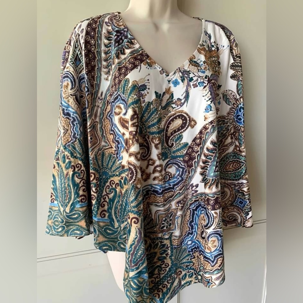 Chico's Multicolor Paisley V-Neck Blouse